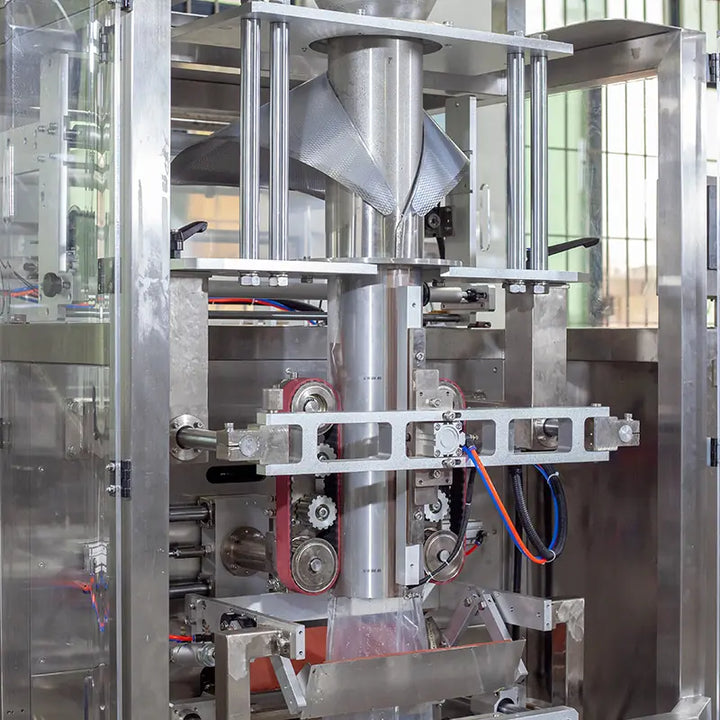ice cube filling and sealing machine