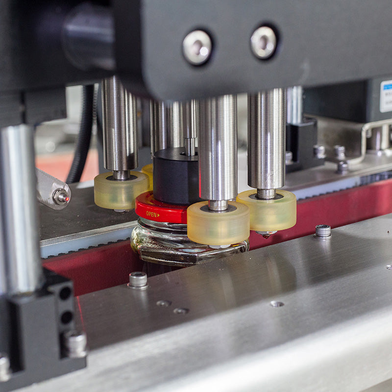 Automatic Tomato Ketchup Filling Capping And Labeling Machine Line