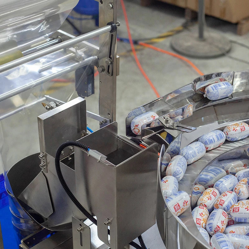 vertical form fill seal machine